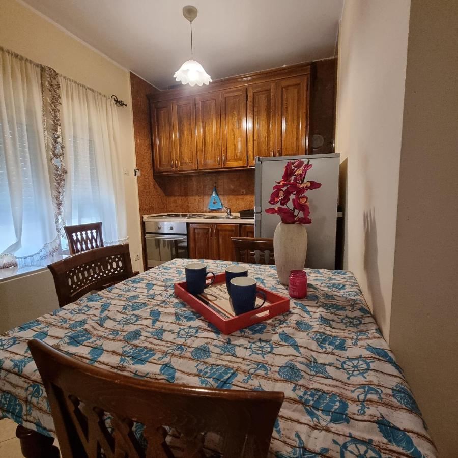 Apartment On The Shore Of The Bay Of Kotor With Free Wi-Fi Exterior foto